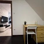 Rediapartmanok דירה