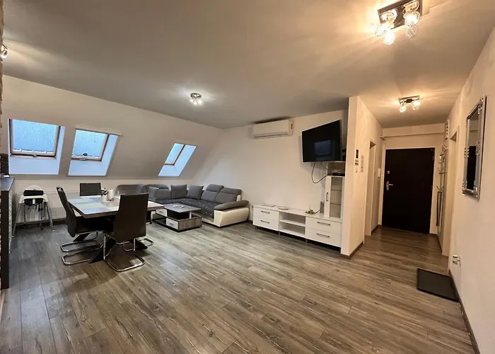 Rédiapartmanok * Budapest