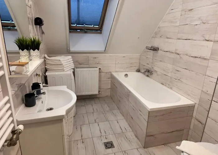 Rediapartmanok Apartament *