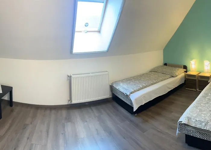 Rediapartmanok Apartament *