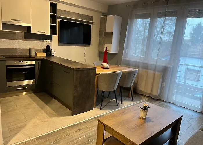 Rediapartmanok Apartment
